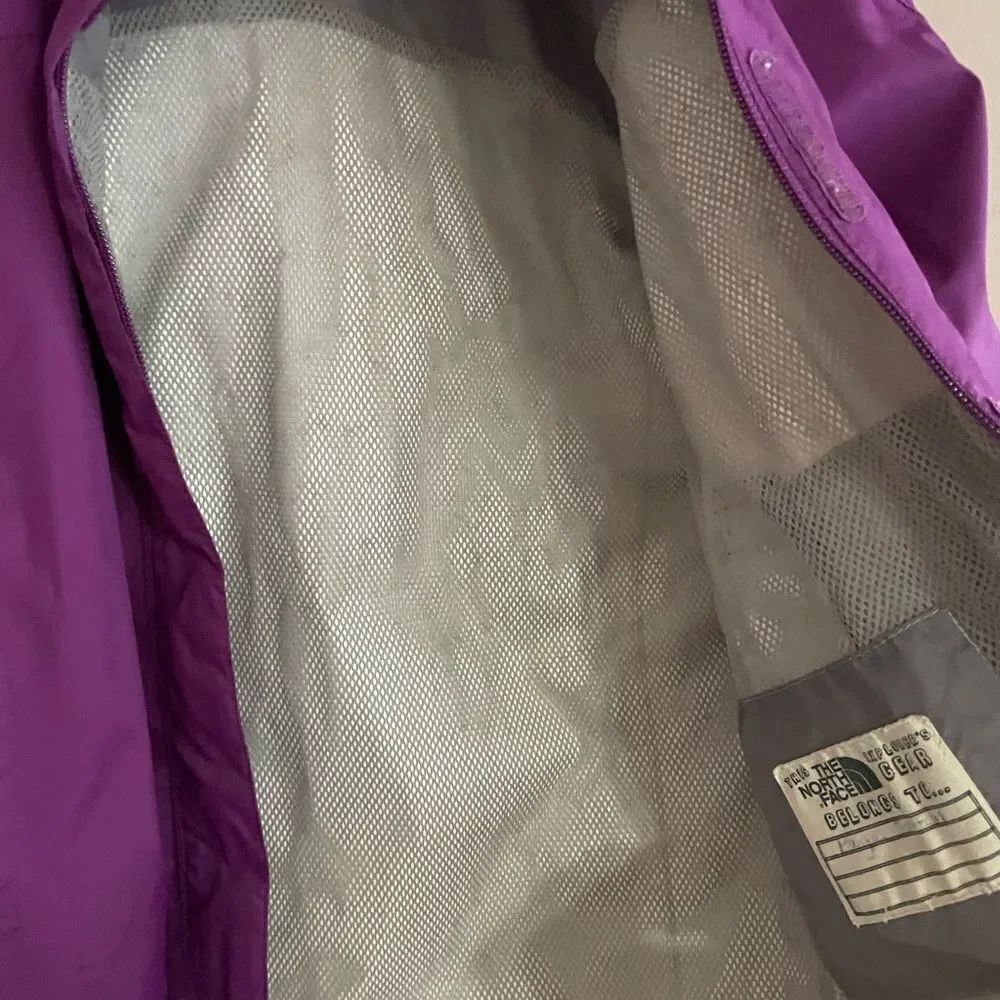 North Face Jacket - Picture 6 of 8